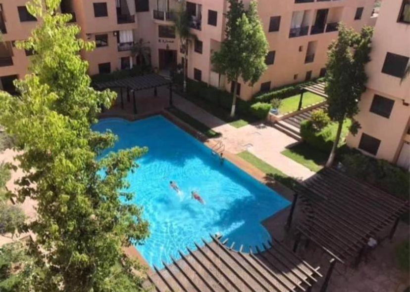 Apartment A Bay Proche De La