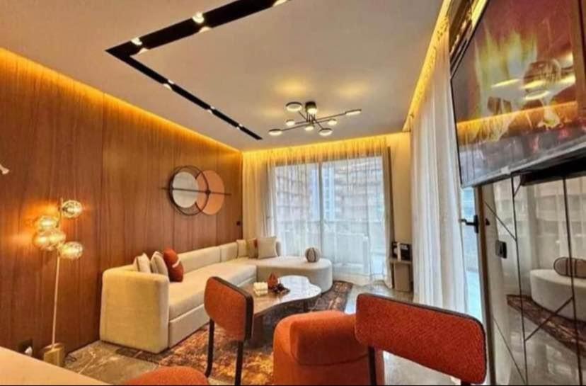 Apartment A Bay Proche De La